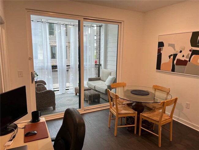 Foto del edificio - 407 Pratt Dr SE