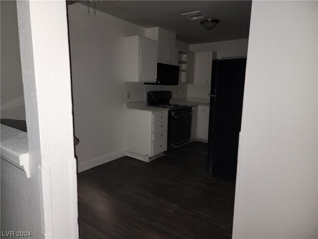 Foto del edificio - 1708 Cordoba Ln