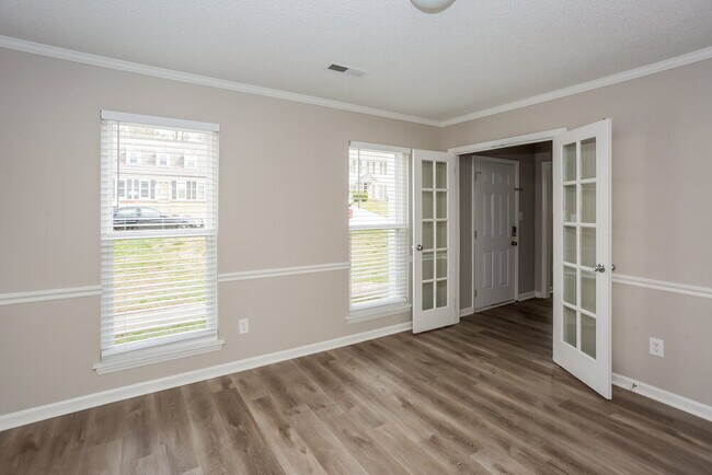 Foto del edificio - 9501 Vera Jones Ln