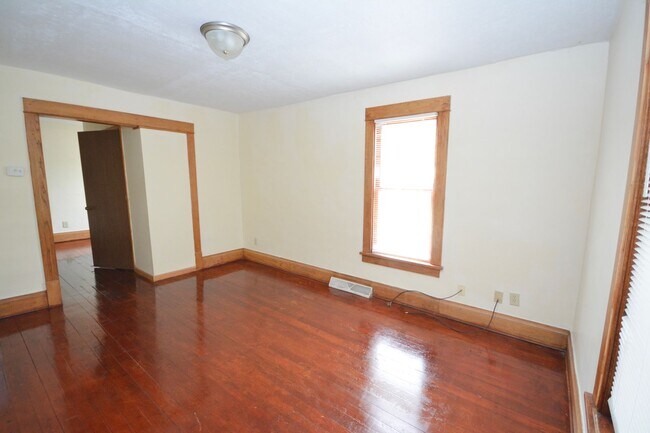 Foto del edificio - Charming 2 bedroom with beautiful features!