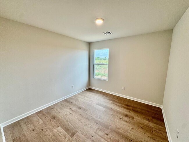 Foto del edificio - 6100 Blackwood Blvd