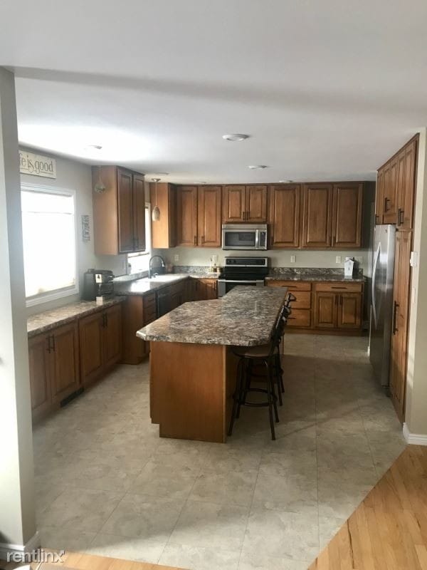 Building Photo - 2 br, 1 bath Apartment - 1812 Capital Street