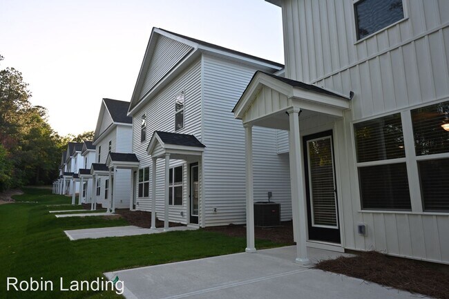 Building Photo - 3 br, 2.5 bath House - 142 Downsbury Road