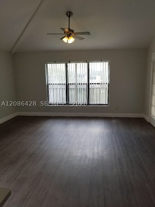 Building Photo - 4037 NW 87th Ave