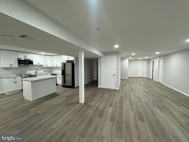 Foto del edificio - 6900 Ironbridge Ln