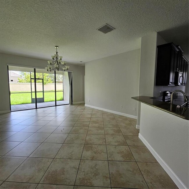 Building Photo - 2628 Atherton Dr