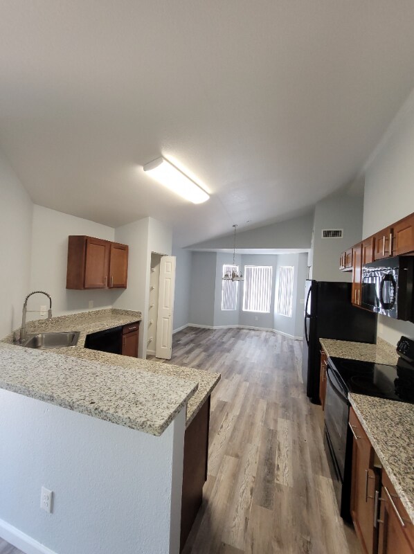 Building Photo - 16222 N 123rd Dr