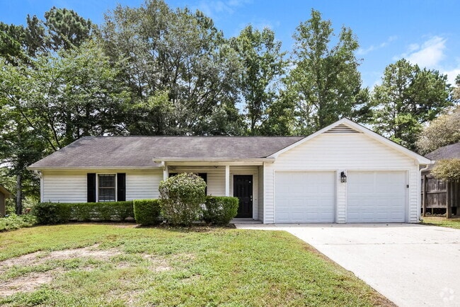 Building Photo - 620 Wayside Dr
