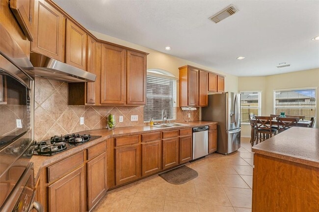 Building Photo - 618 River Delta Ln