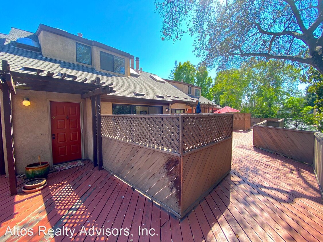 Primary Photo - 2 br, 2 bath House - 952 Bellomo Avenue