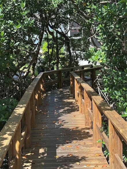 Foto del edificio - 505 Hidden Harbour Dr