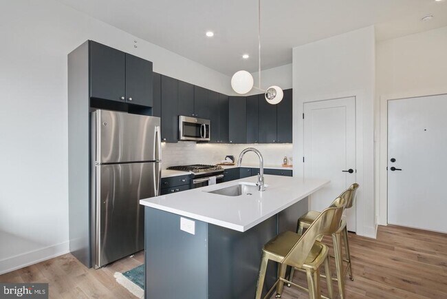 Foto del edificio - 1822 N Front St