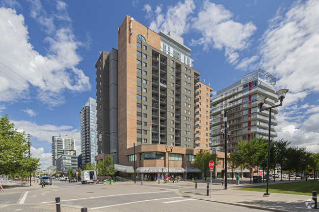 Photo du bâtiment - East Village Place