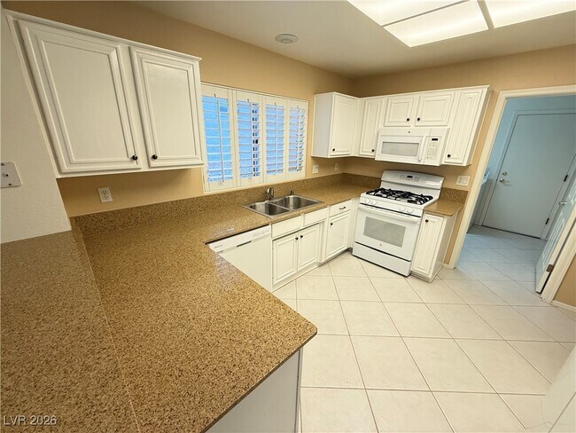 Building Photo - 8505 Gull Dr