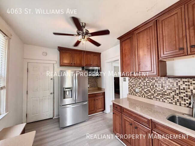 Foto del edificio - 4063 St Williams Ave