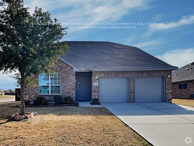Building Photo - 224 Stable Dr