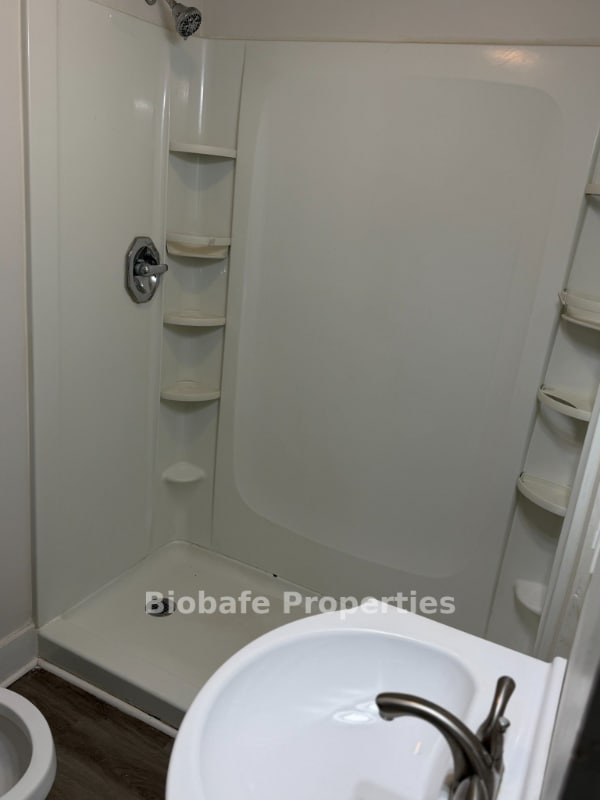 Foto del edificio - 176 Cloud St