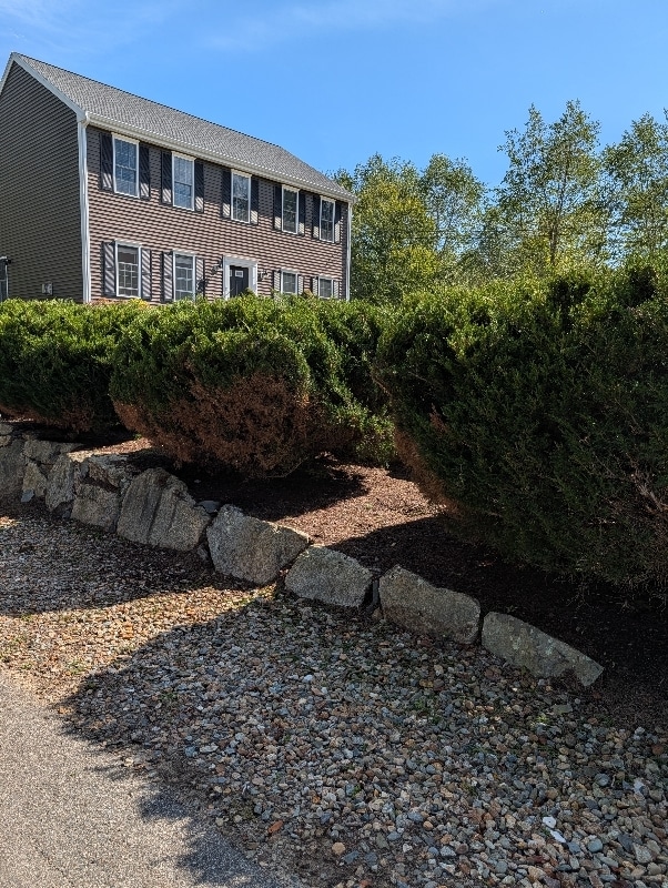 Building Photo - 87 Center St