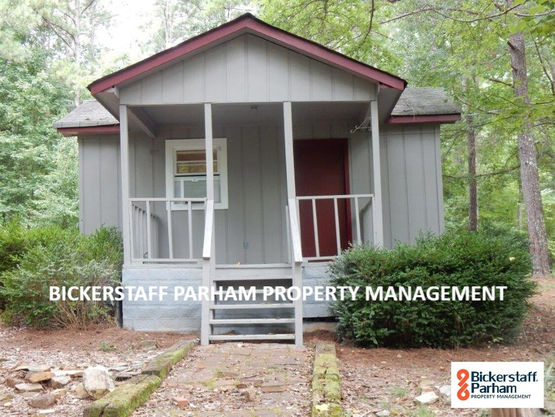 Cute Little Cottage in the Woods!! Located in Salem, Alabama. - Cute Little Cottage in the Woods!! Located in Salem, Alabama.