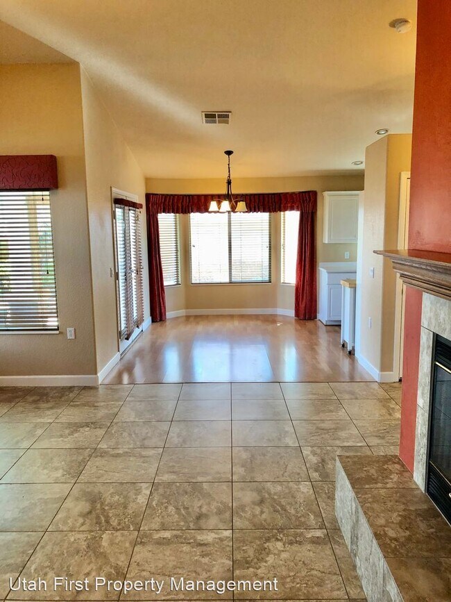 Building Photo - 2 br, 2 bath House - 4310 Ironwood Dr
