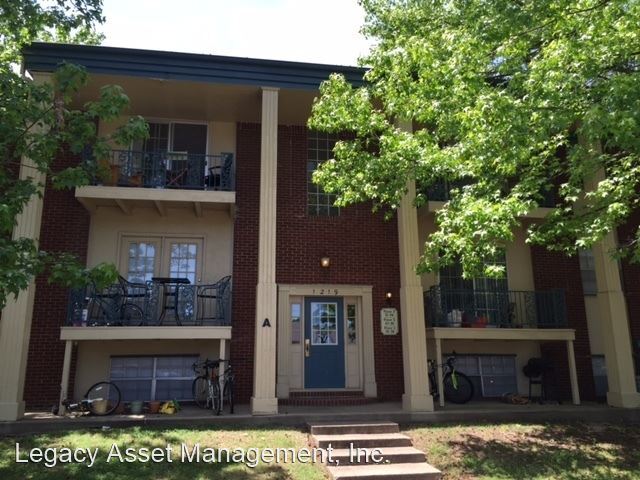 Building Photo - 1 br, 1 bath Apartment - 1219 North Storer...