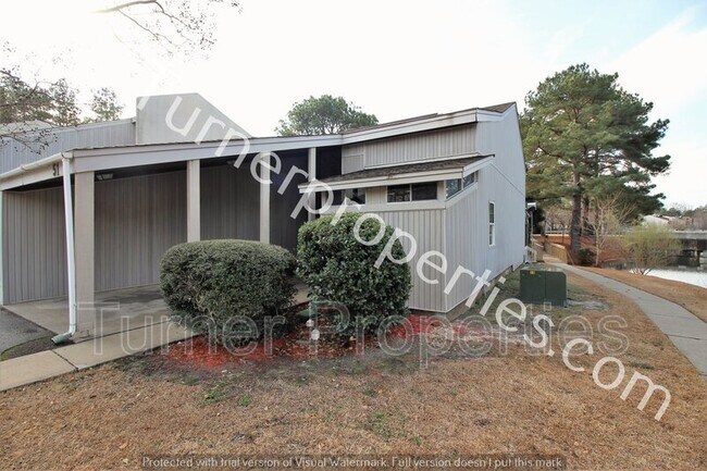 Foto del edificio - 51 Royalgate Dr