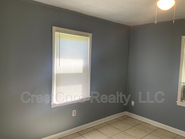 Foto del edificio - 4866 Tutwiler Ave