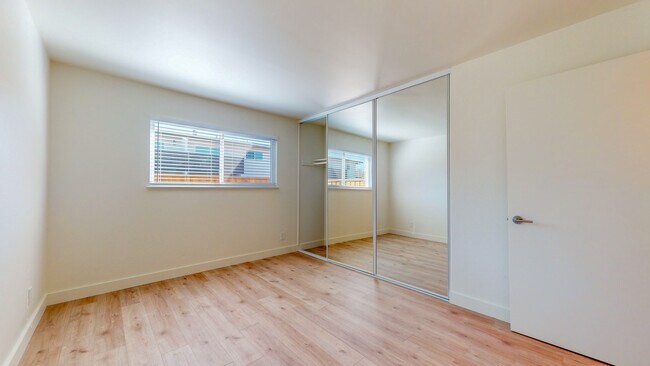 Secondary Bedroom - Sonoma Park Apartments