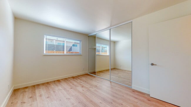 Secondary Bedroom - Sonoma Park Apartments