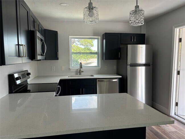 Foto del edificio - 8025 49th Ave N