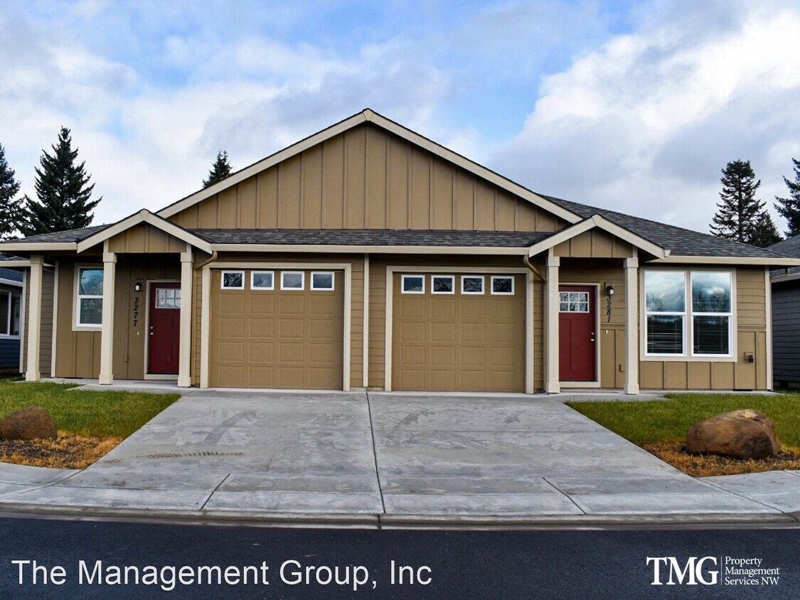 Foto principal - 2 br, 2 bath House - 3281 Lewis Lane