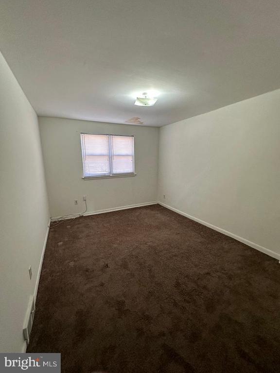 Building Photo - 4023 Balwynne Park Rd