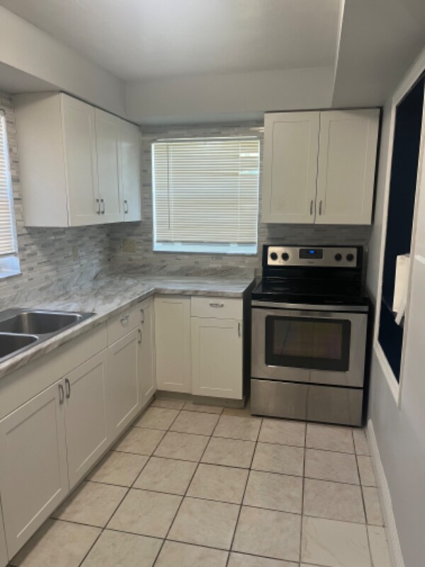 Foto del edificio - 16950 NE 3rd Ct