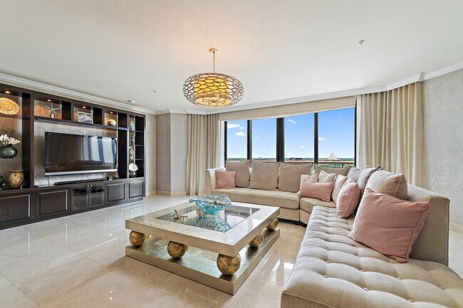 Foto del edificio - 3620 Gardens 1602b Pky