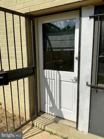 Building Photo - 3109 Naylor Rd SE