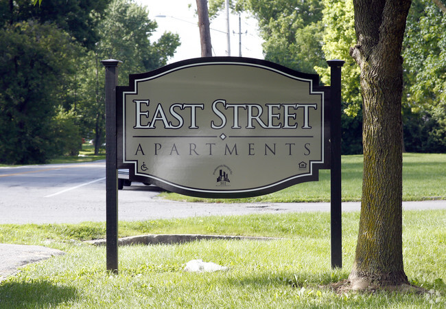 Foto del edificio - East Street Apartments