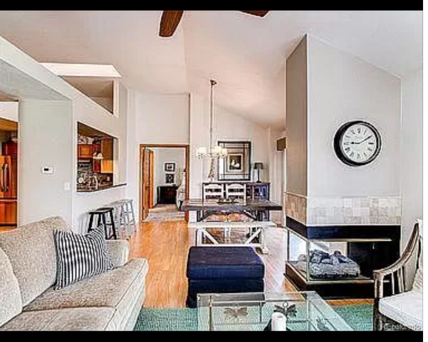 Primary Photo - 12726 E Pacific Cir