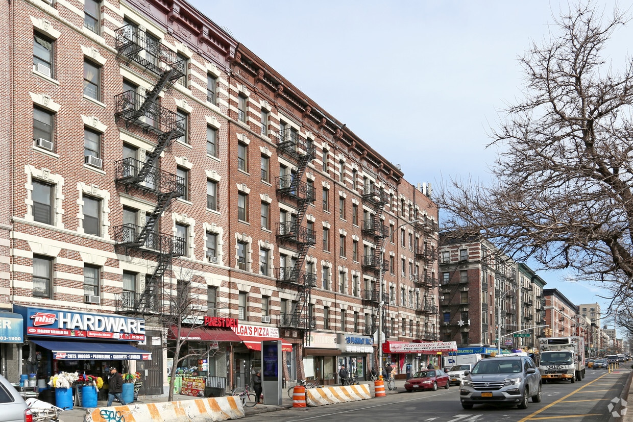 Building Photo - 3409-3411 Broadway