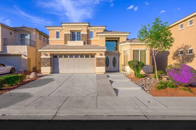 Building Photo - Welcome Home to this awesome 4 Bedroom Home