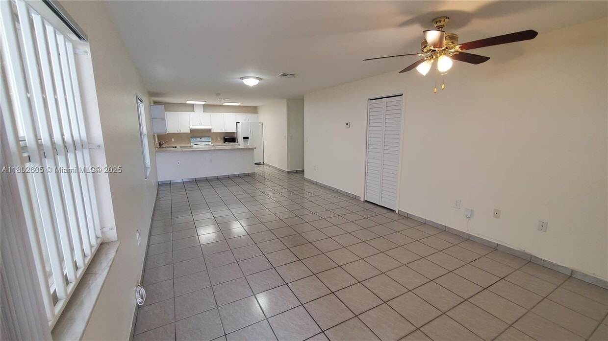 Foto principal - 3325 SW 23rd Ter