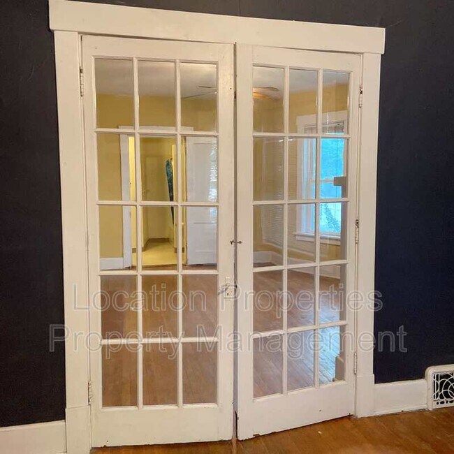 Foto del edificio - 1000 Mississippi St