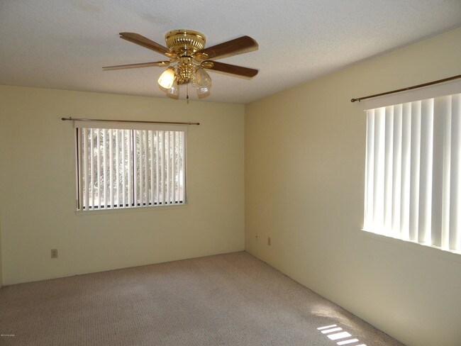 Building Photo - 6321 N Barcelona Ct