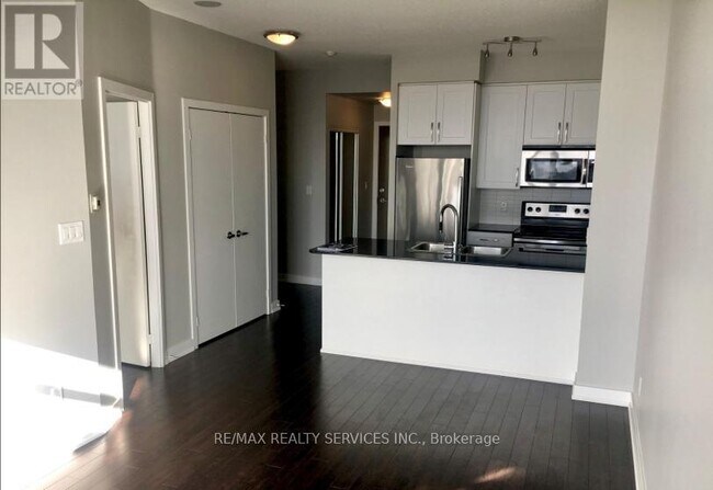 Building Photo - 4065 Brickstone Mews
