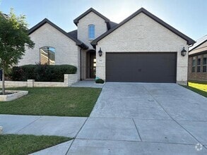 Building Photo - 3501 Crescent Ln