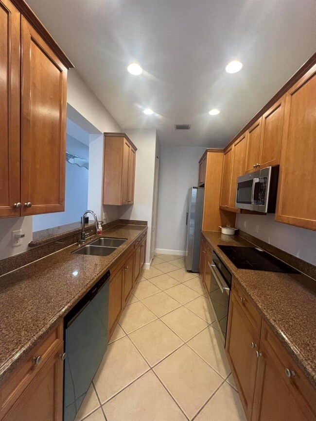 Building Photo - 8657 Blaze Ct