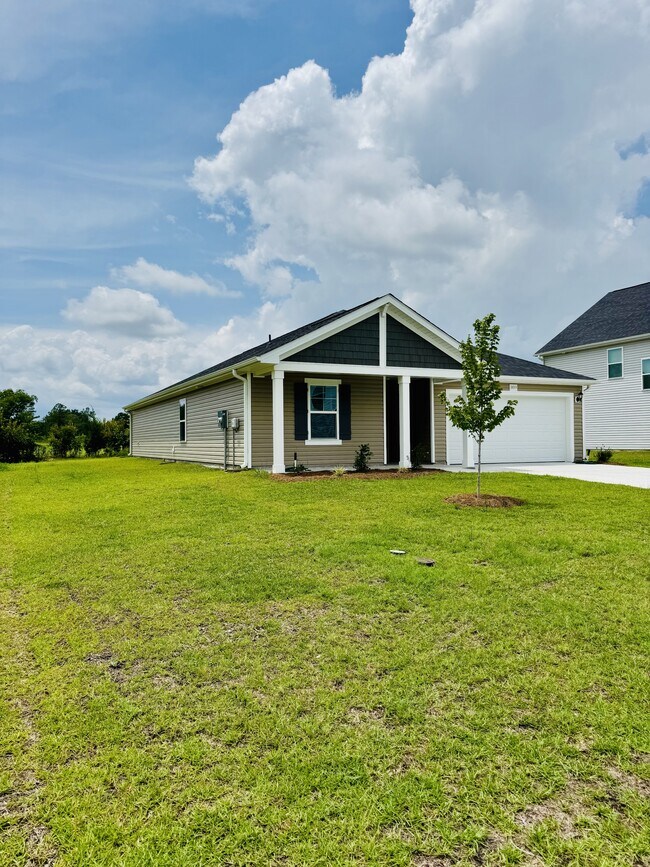 Building Photo - 809 Rivas Ct