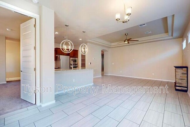 Foto del edificio - 7351 Redbloom Rd NW