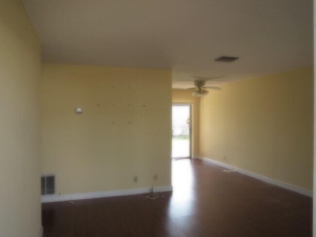 Foto del edificio - 6013 NW 68th Terrace