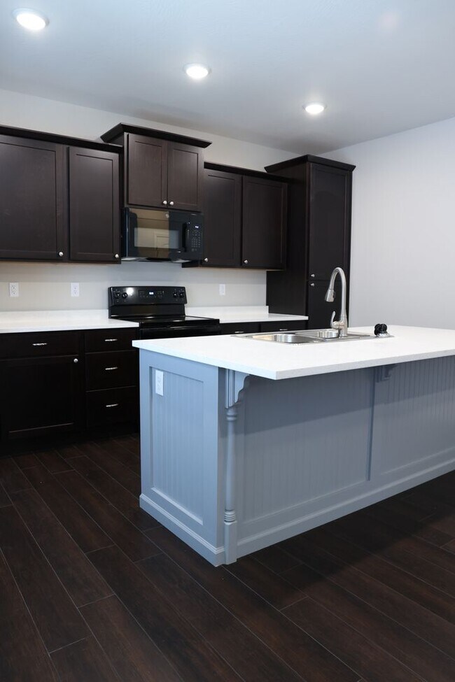 Foto del edificio - 1234 E Cherry St