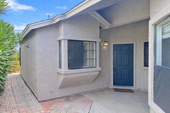 Building Photo - 4725 E Brown Rd